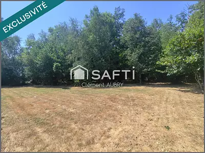 Terrain, 7 810 m²