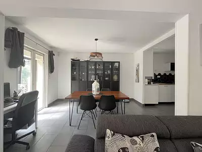 Maison, 93,7 m²