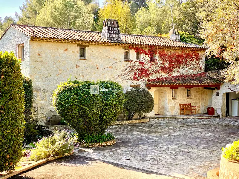 Maison, 234 m²