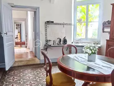Maison, 210 m²
