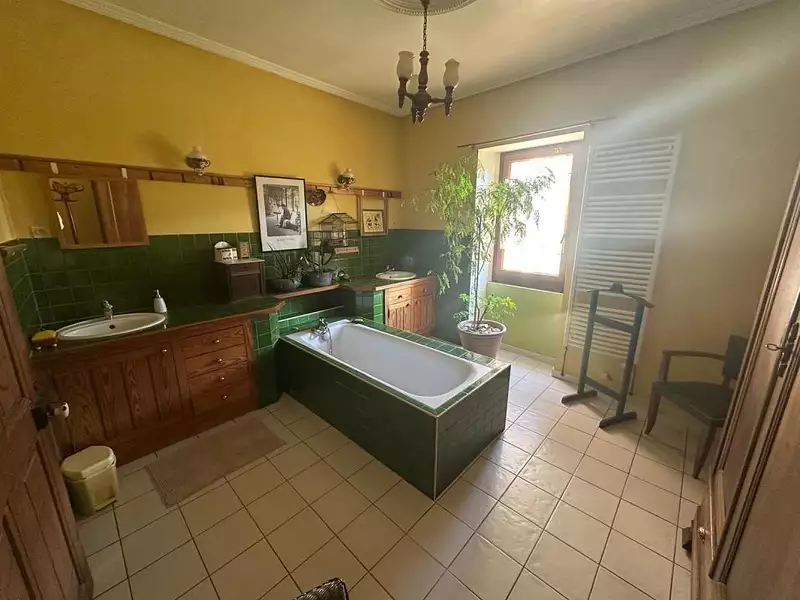 Maison, 273 m²