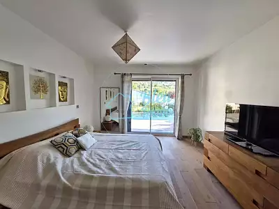 Maison, 180 m²