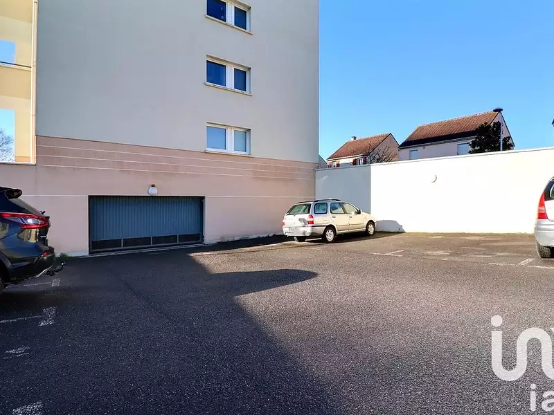 Parking, 12 m²