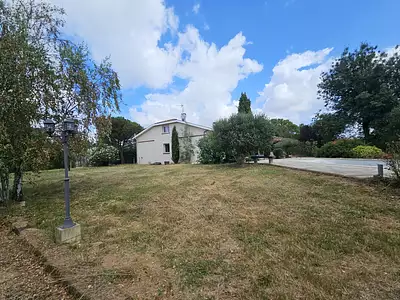Maison, 370 m²