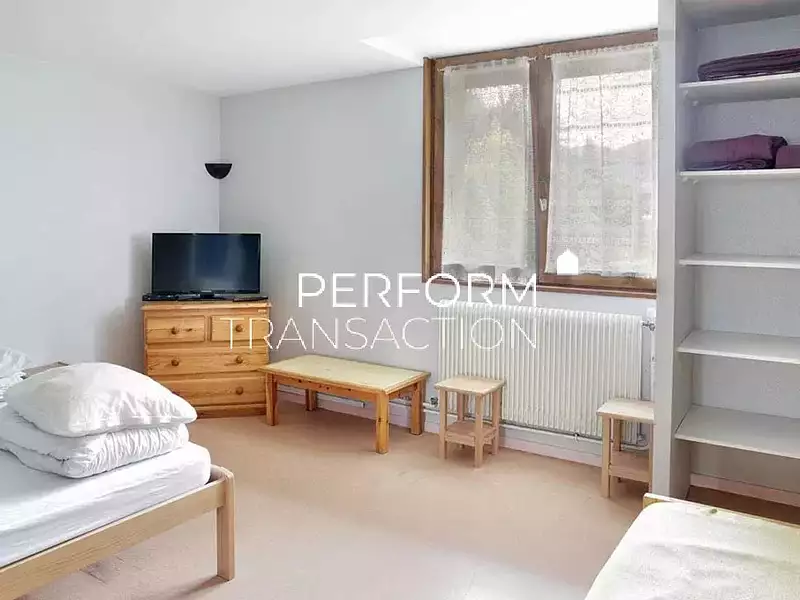 Maison, 600 m²