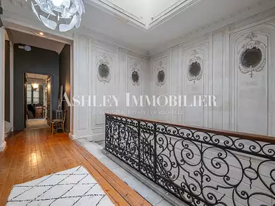 Maison, 368 m²