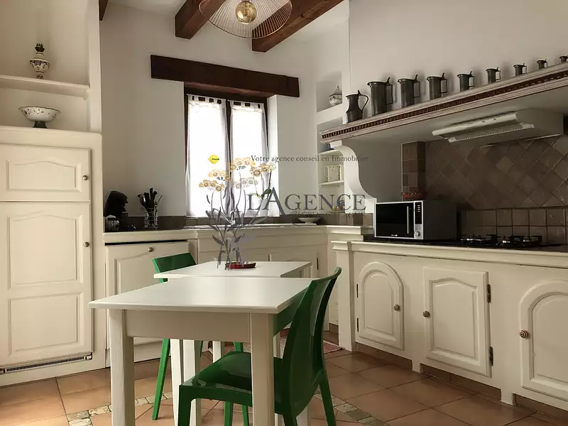 Maison, 271 m²