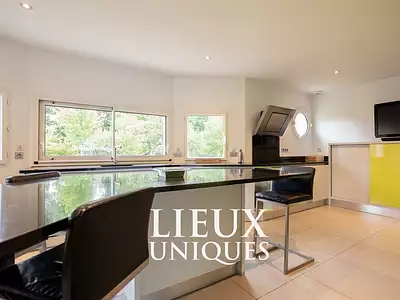 Maison, 218 m²