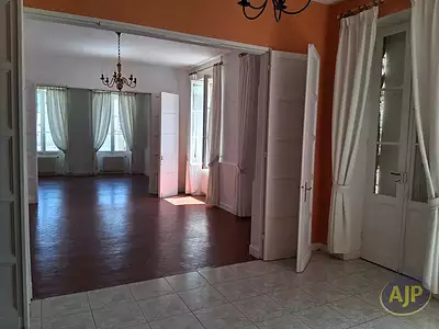 Maison, 266 m²
