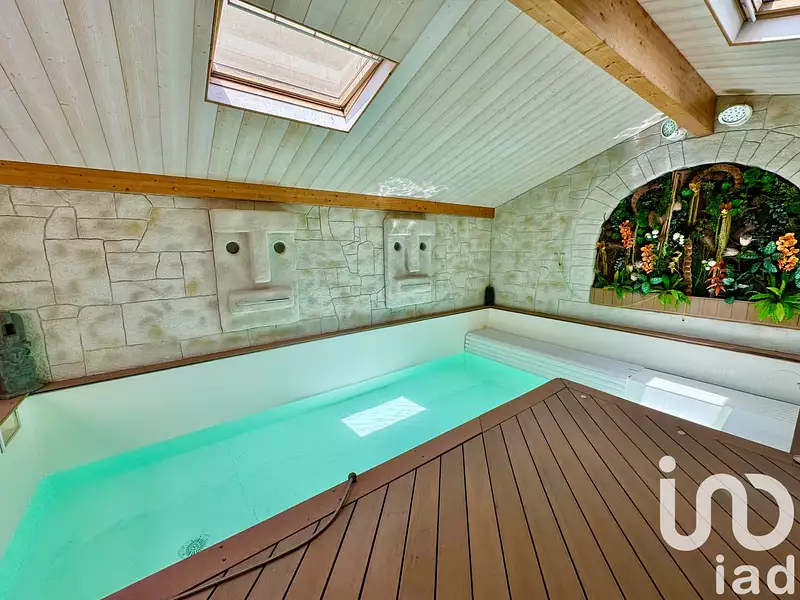 Maison, 212 m²