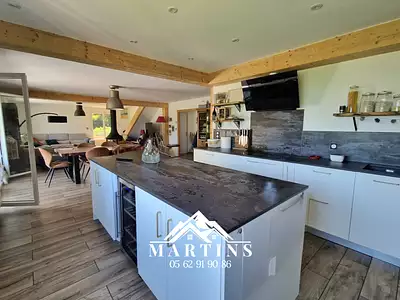 Maison, 203 m²