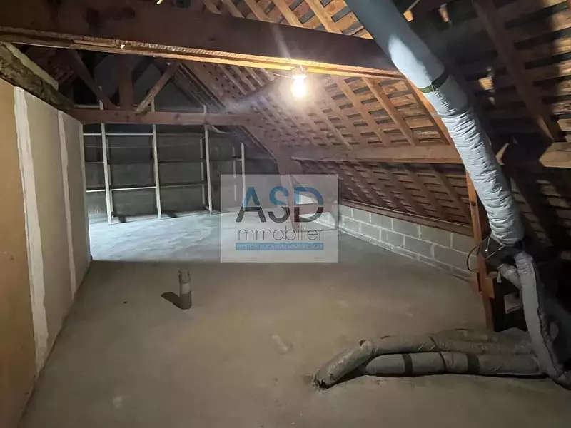 Maison, 240 m²