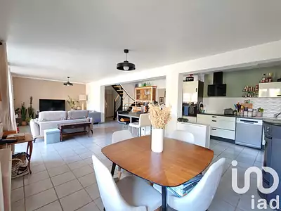 Maison, 143 m²