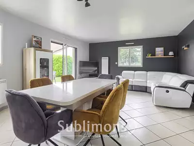 Maison, 145 m²