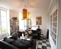 Maison, 255 m²