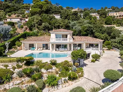 Maison, 311 m²