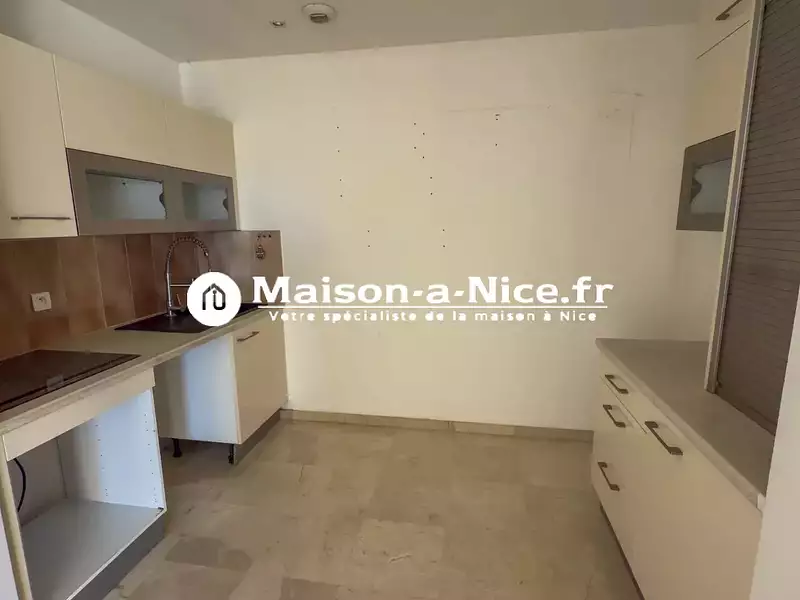 Maison, 333,07 m²