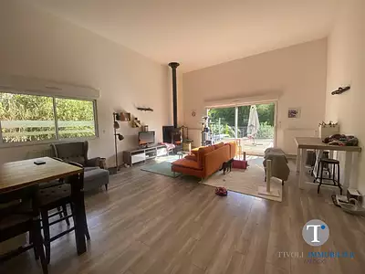 Maison, 162 m²