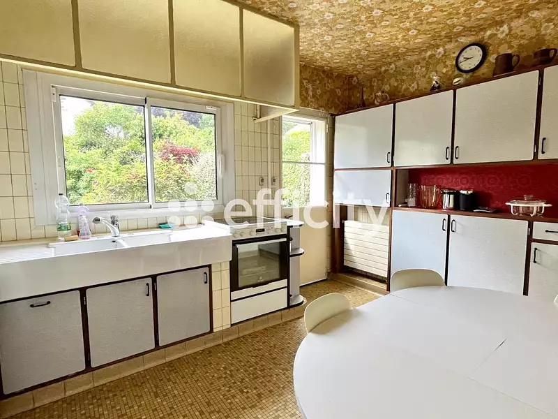 Maison, 162 m²
