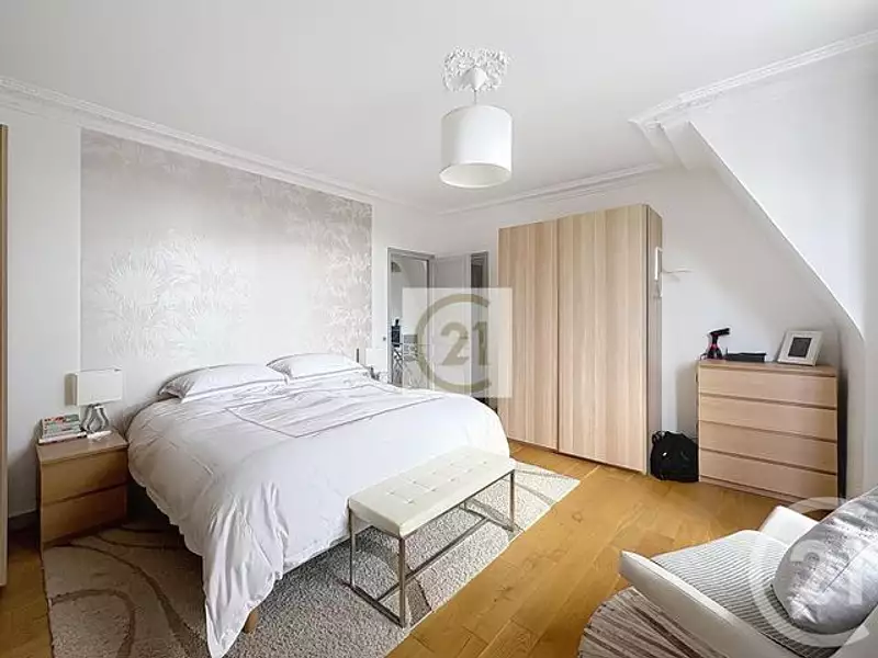 Maison, 237 m²