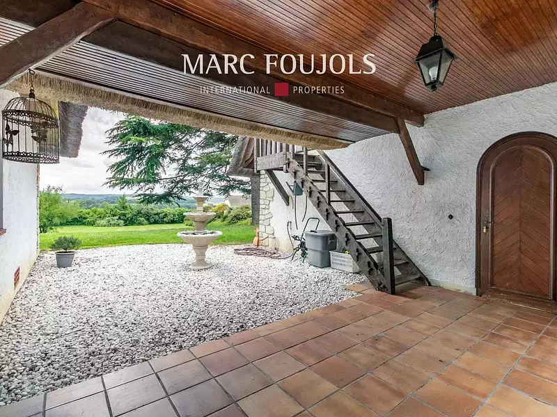 Maison, 240 m²
