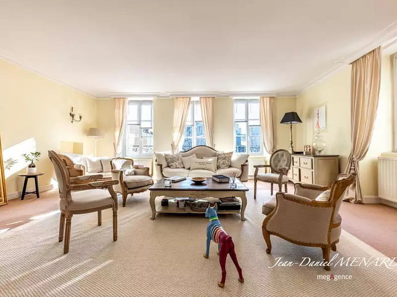 Appartement, 200 m²