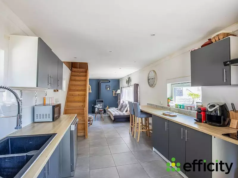 Maison, 246 m²