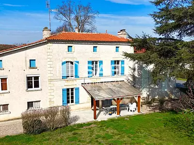 Maison, 220 m²