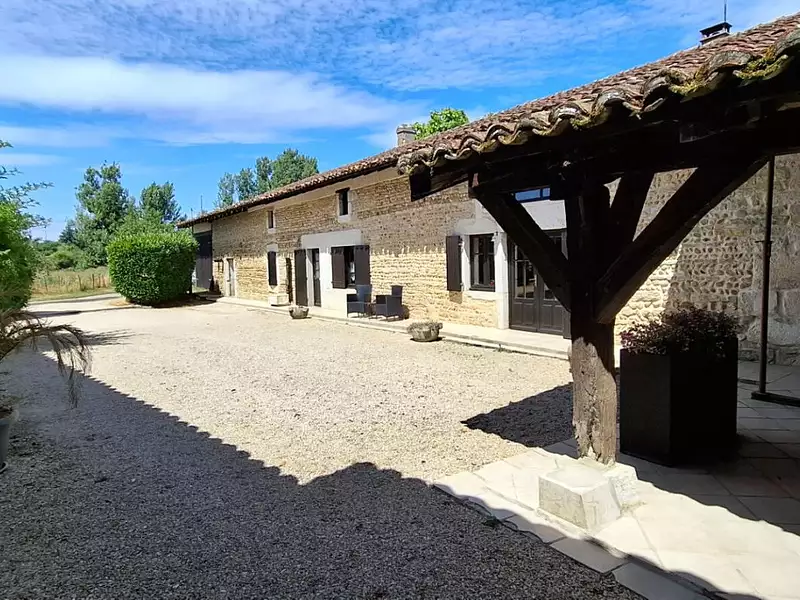 Maison, 350 m²