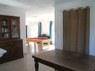 Maison, 196 m²
