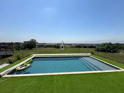 Maison, 146 m²