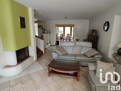 Maison, 209 m²