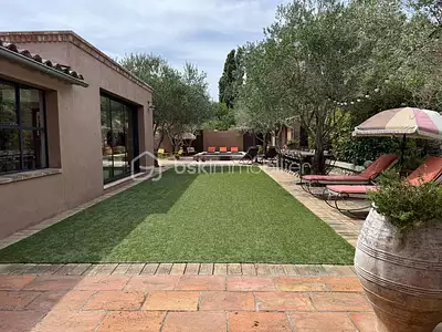 Maison, 162 m²
