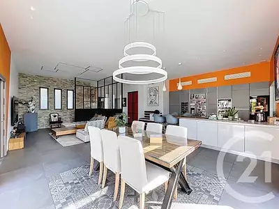 Maison, 226,3 m²