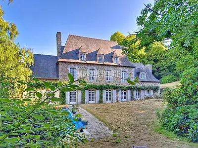 Maison, 345 m²