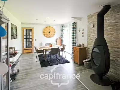 Maison, 211 m²