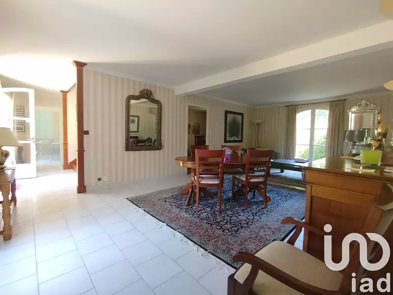 Maison, 223 m²