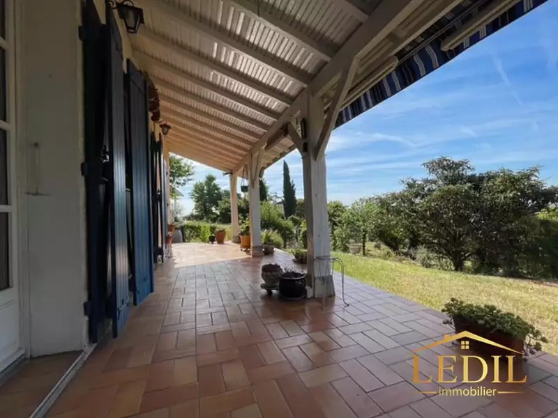 Maison, 136 m²