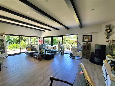 Maison, 220 m²