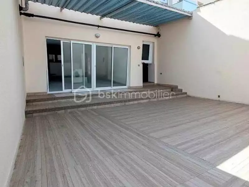 Immeuble, 340 m²