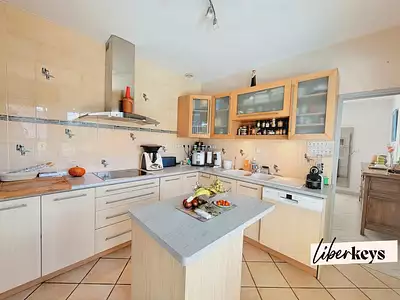 Maison, 156 m²