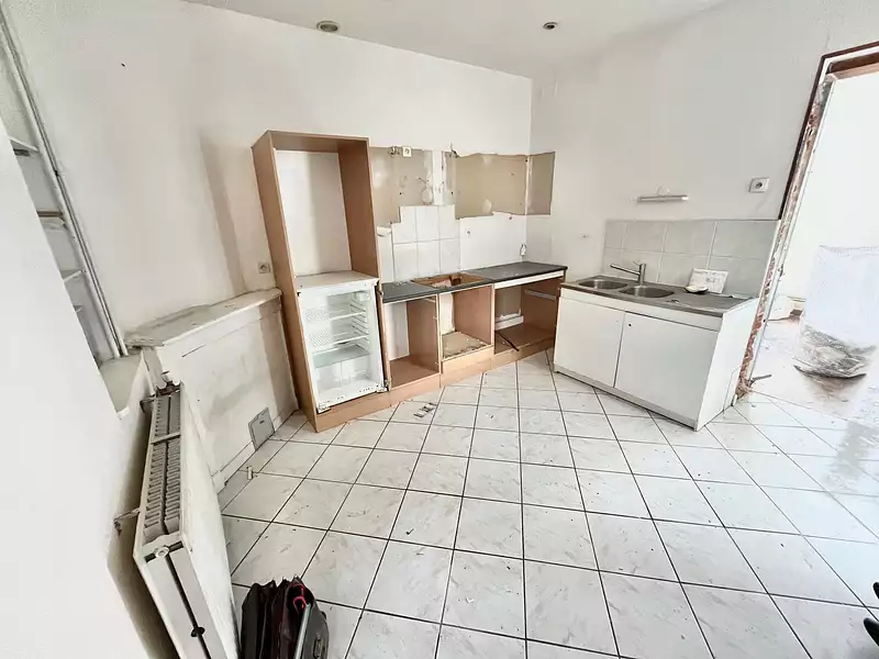 Immeuble, 170 m²
