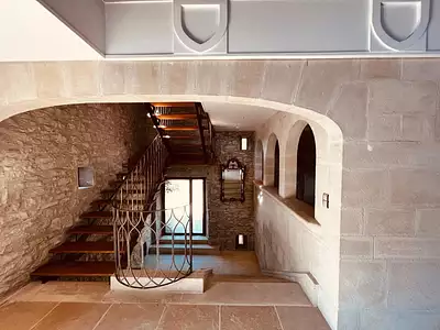 Maison, 868 m²