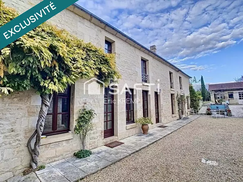 Maison, 195 m²