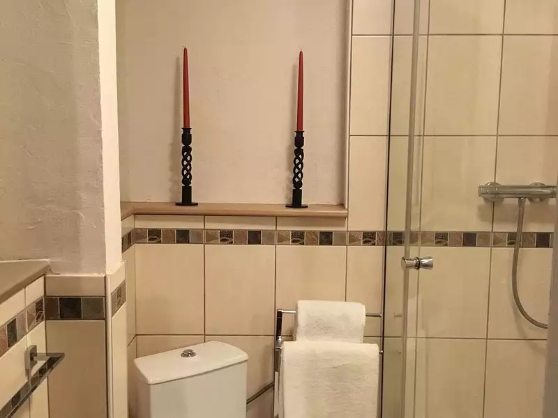 Maison, 246 m²