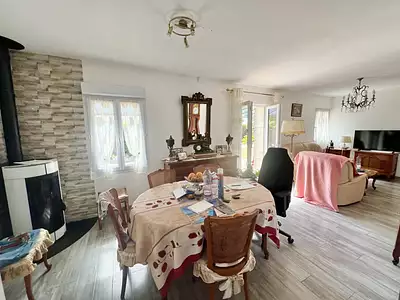 Maison, 77 m²