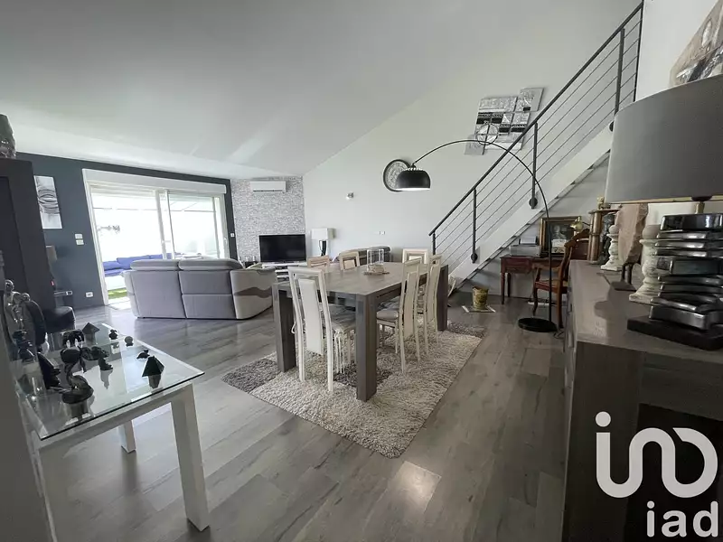 Maison, 124 m²