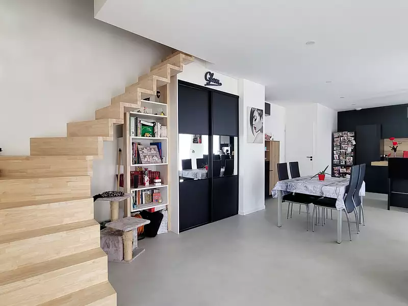Maison, 98 m²