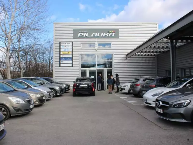 Divers, 305 m²
