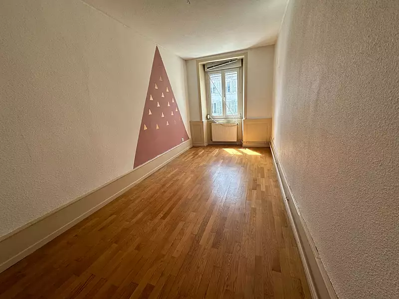 Immeuble, 256 m²